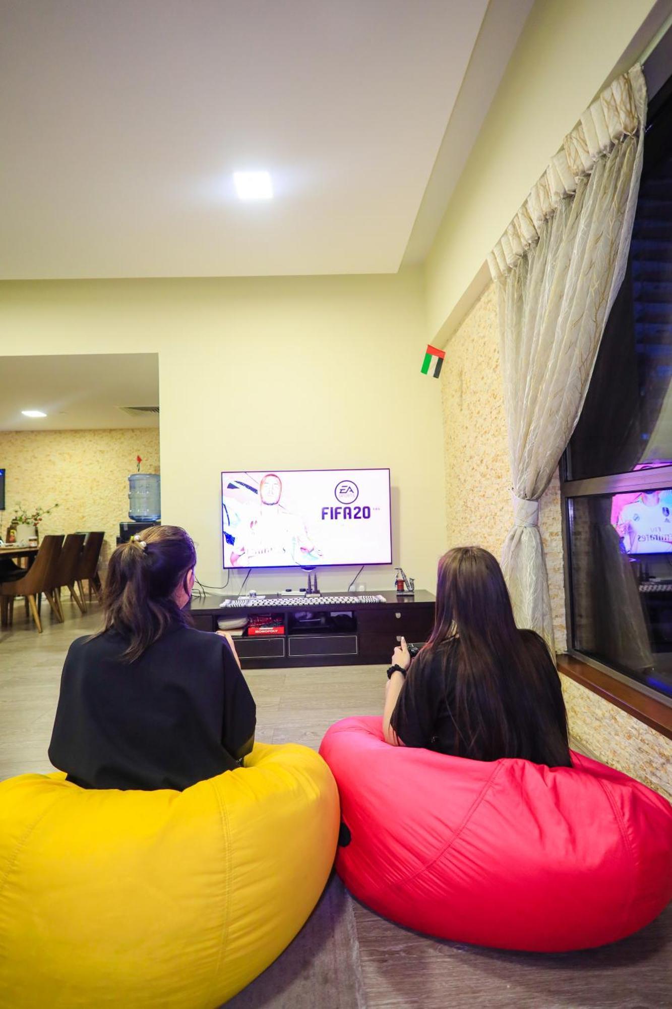 Lunar Plus Albergue Dubai